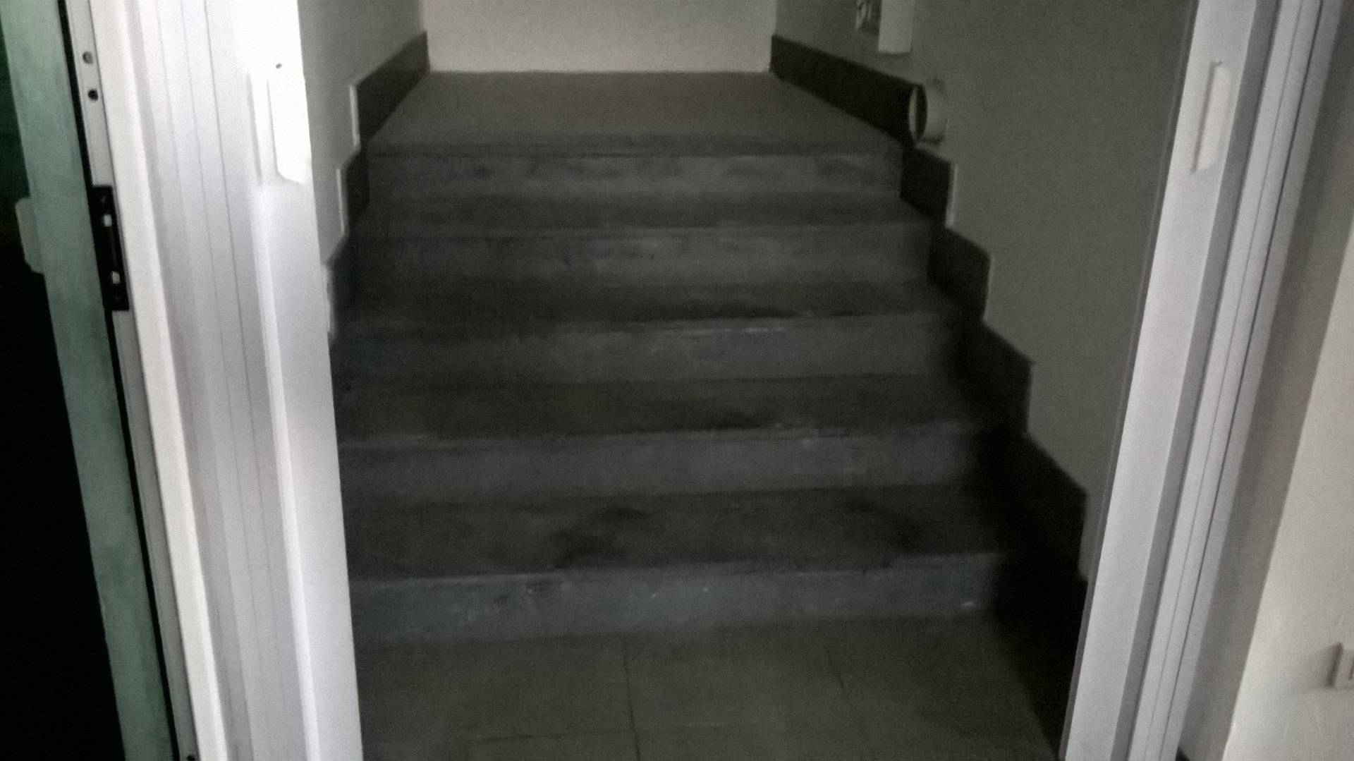 Fondo Artigianale in affitto a Pisa, Ospedaletto