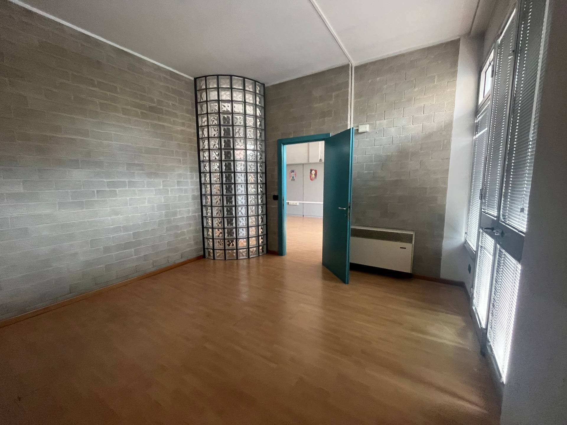 Ufficio in affitto a Cascina, Navacchio