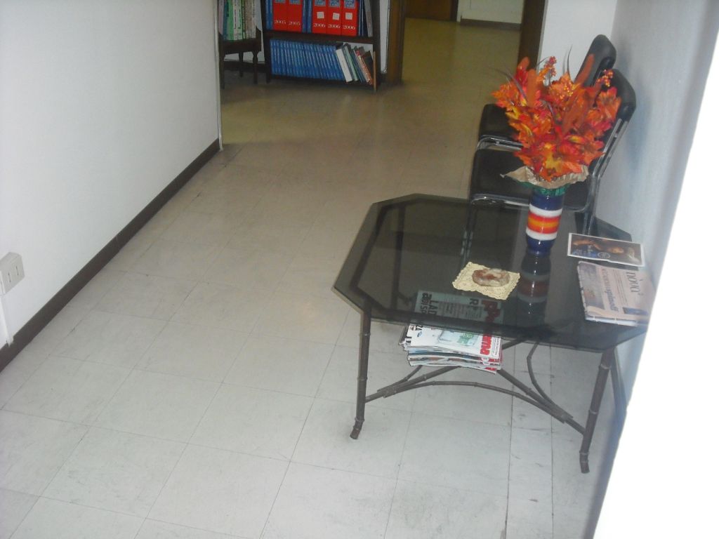 Ufficio in affitto a Pontedera, Centro