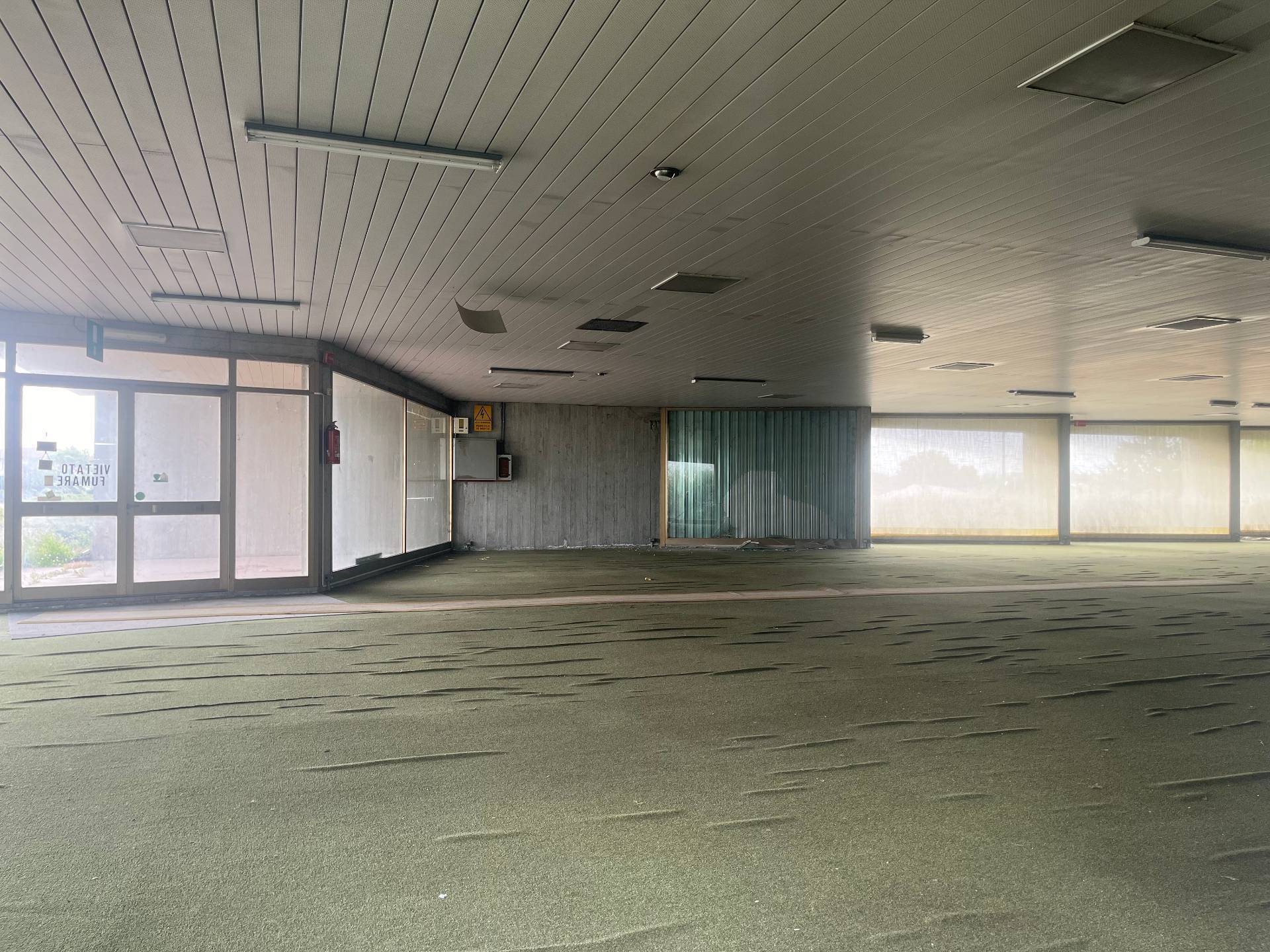 Fondo Commerciale in affitto a Fauglia, Valtriano