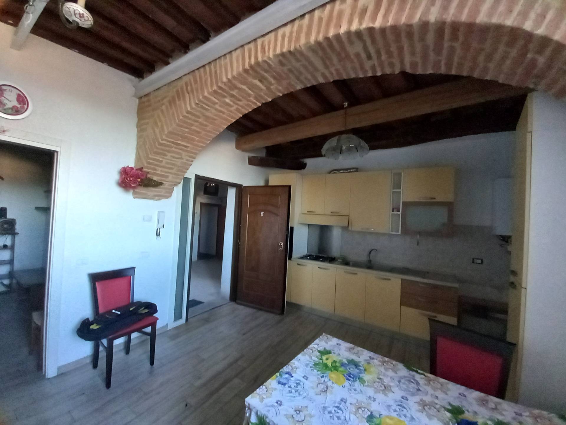 Appartamento in affitto a Peccioli, Peccioli