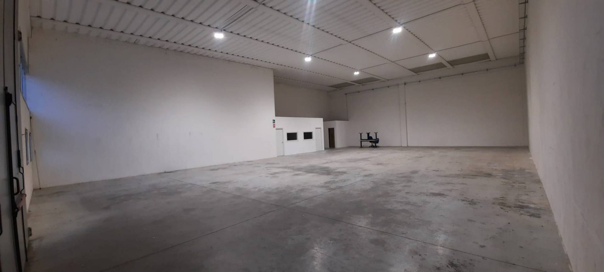 Fondo Artigianale in affitto a Buti, Cascine Di Buti