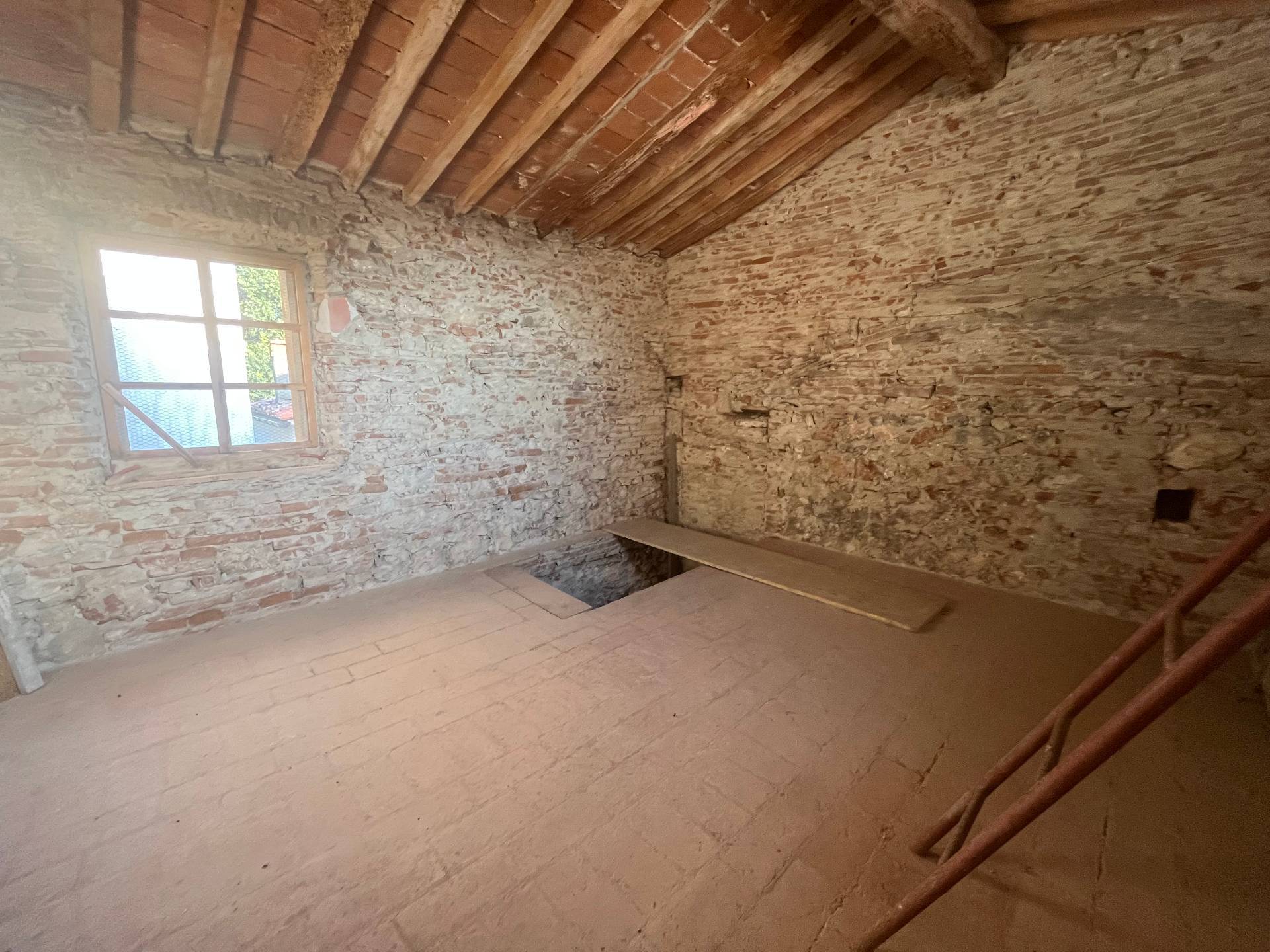 Casa indipendente in vendita a Vicopisano, Uliveto Terme