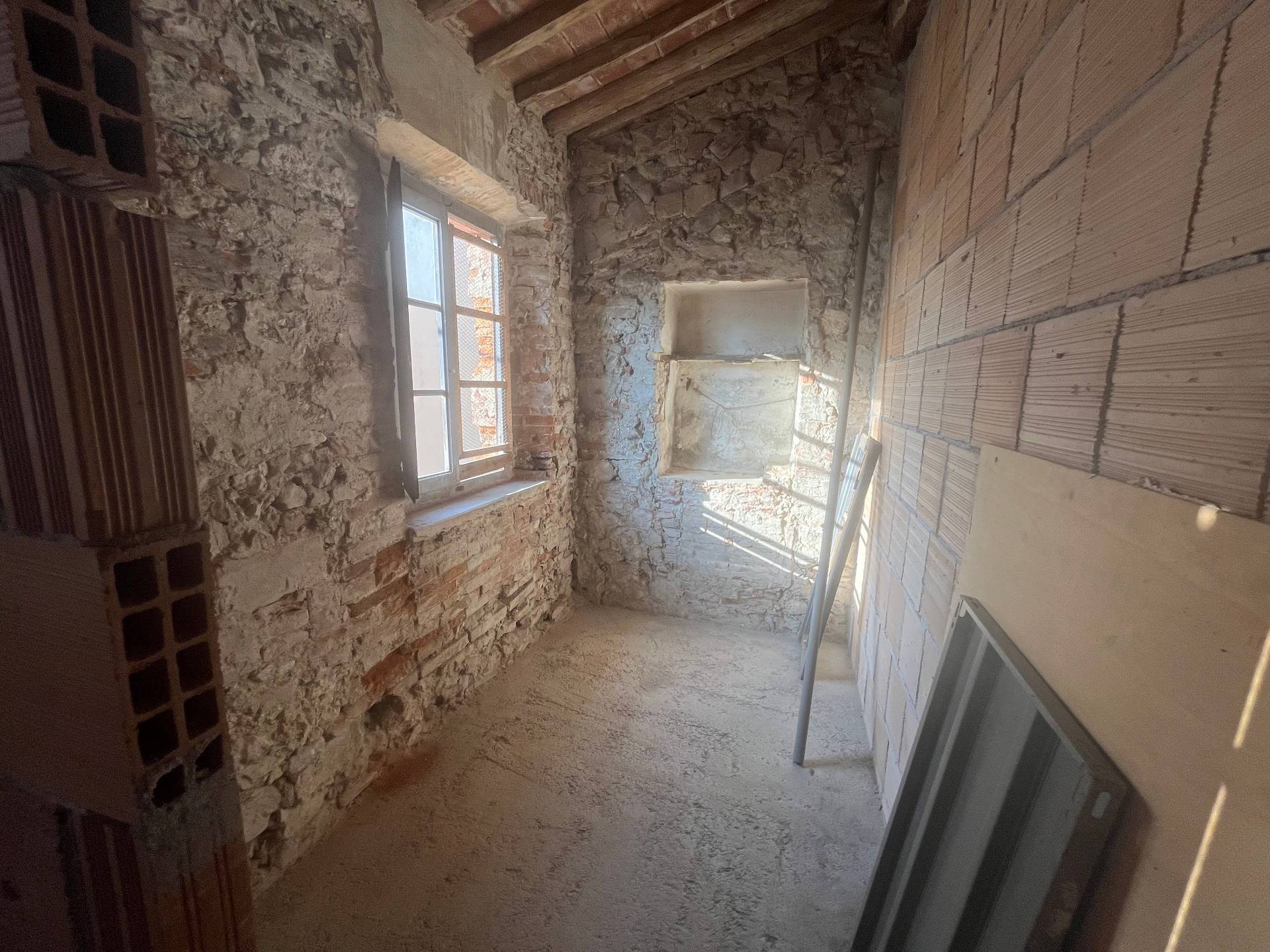 Casa indipendente in vendita a Vicopisano, Uliveto Terme