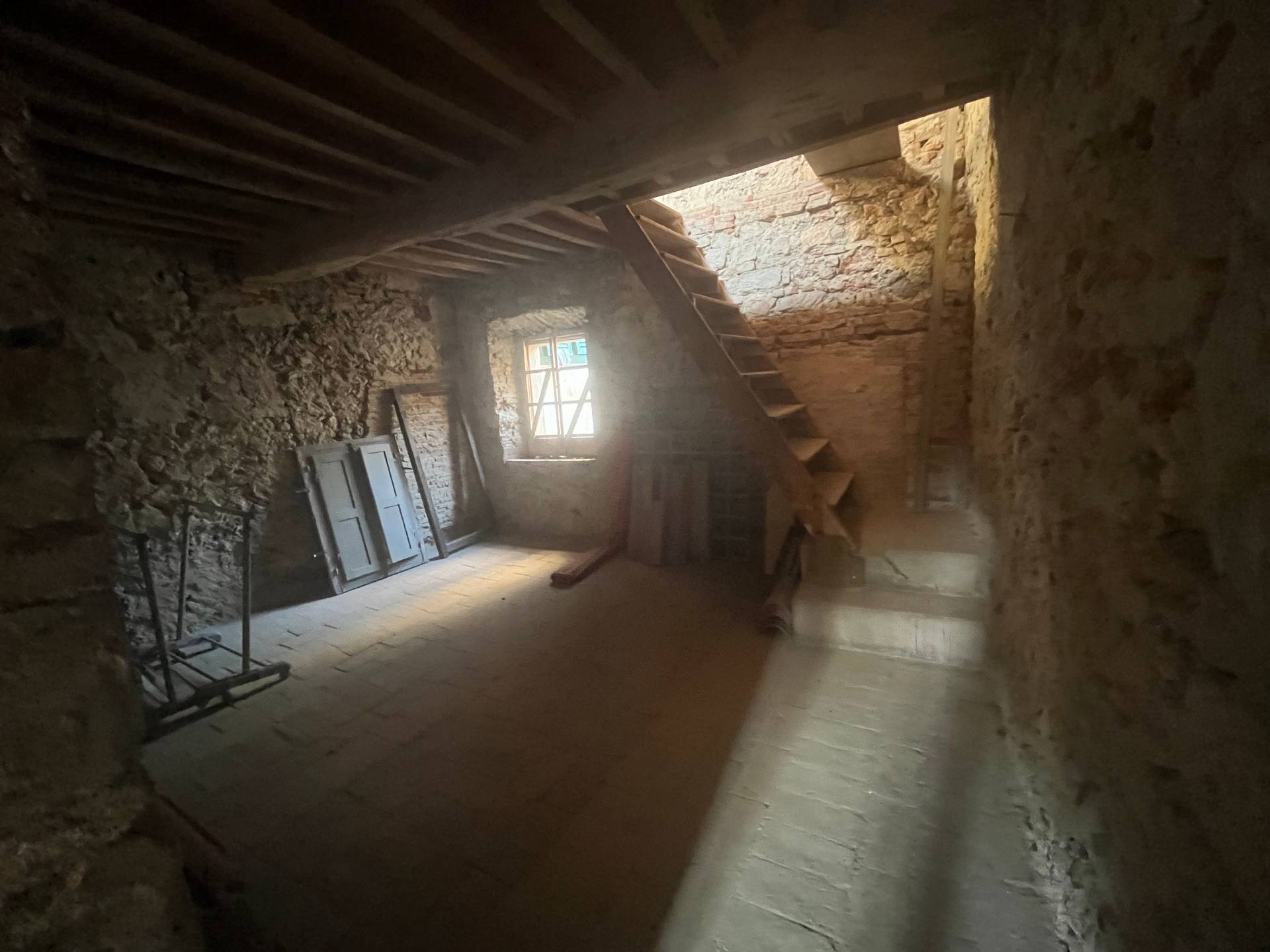 Casa indipendente in vendita a Vicopisano, Uliveto Terme