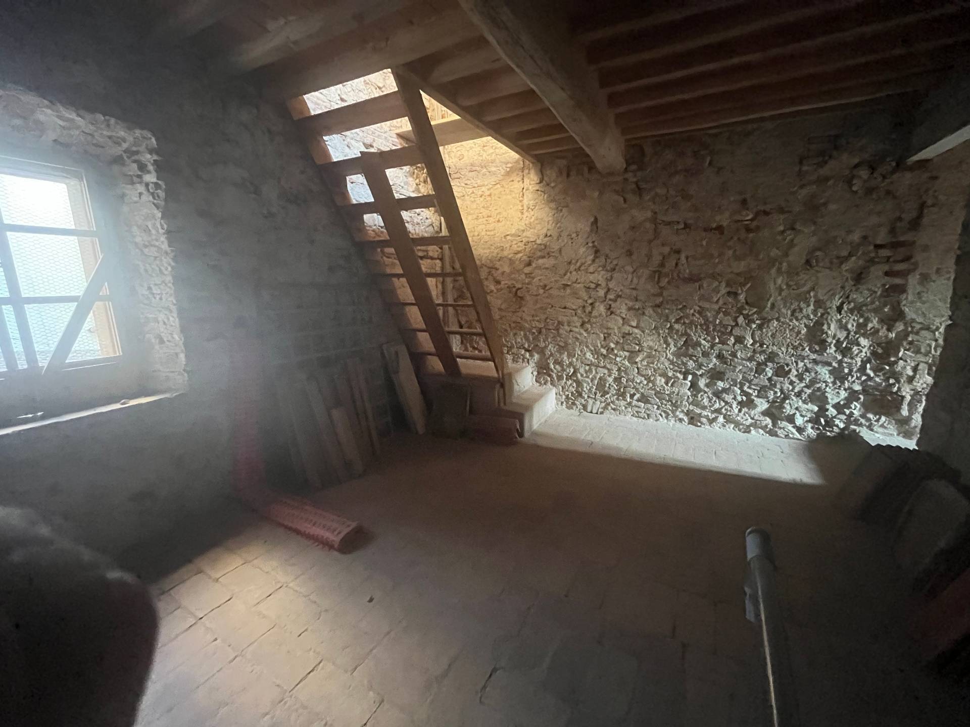 Casa indipendente in vendita a Vicopisano, Uliveto Terme