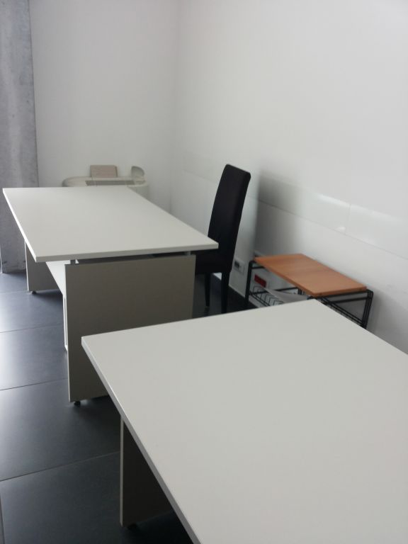 Ufficio in affitto a Ponsacco, Le Melorie