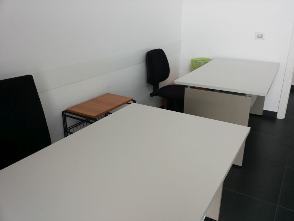 Ufficio in affitto a Ponsacco, Le Melorie