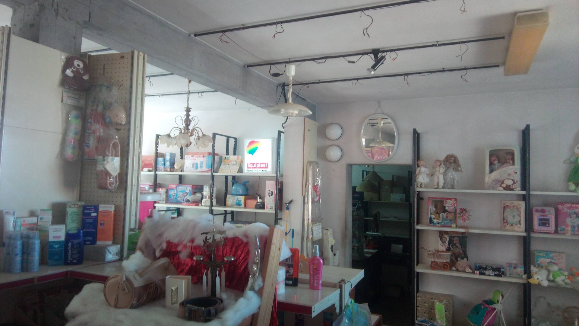 Fondo Commerciale in affitto a Capannoli, Santo Pietro Belvedere