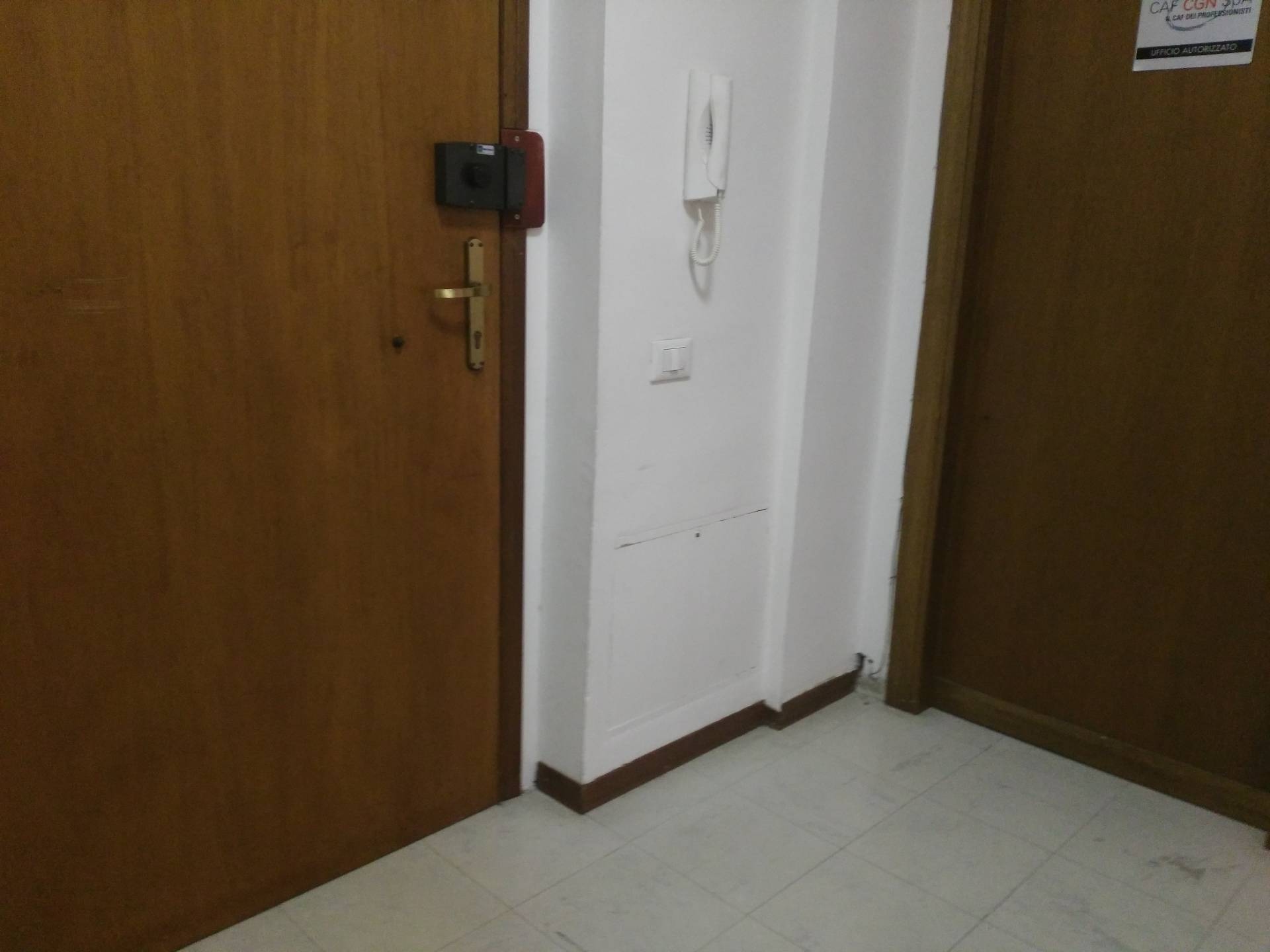 Ufficio in affitto a Pontedera, Stazione