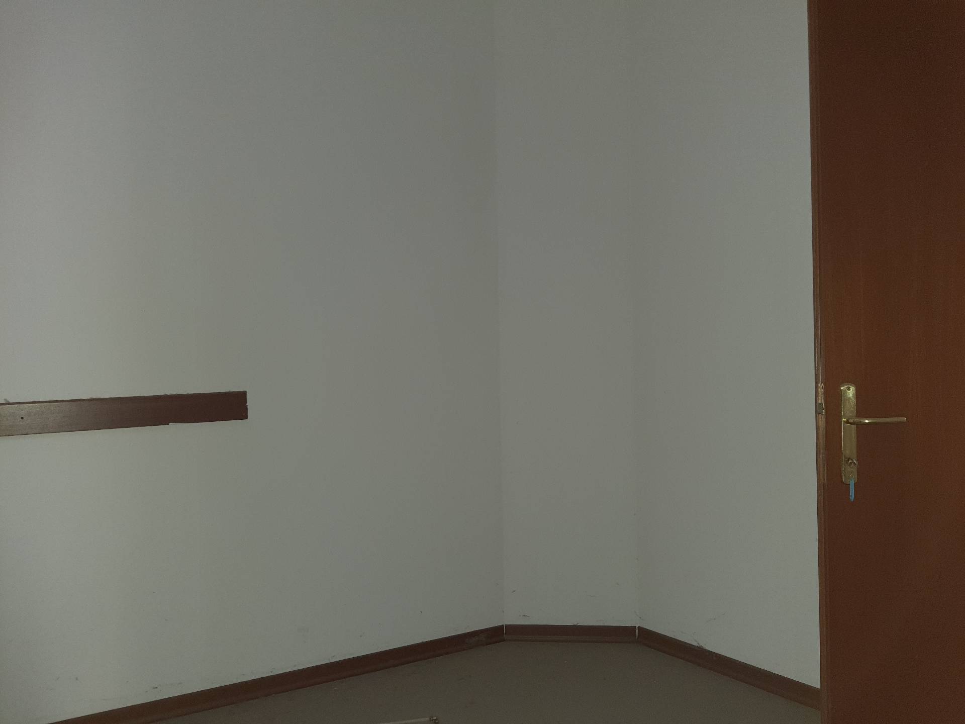 Fondo Commerciale in affitto a Santa Croce sull'Arno