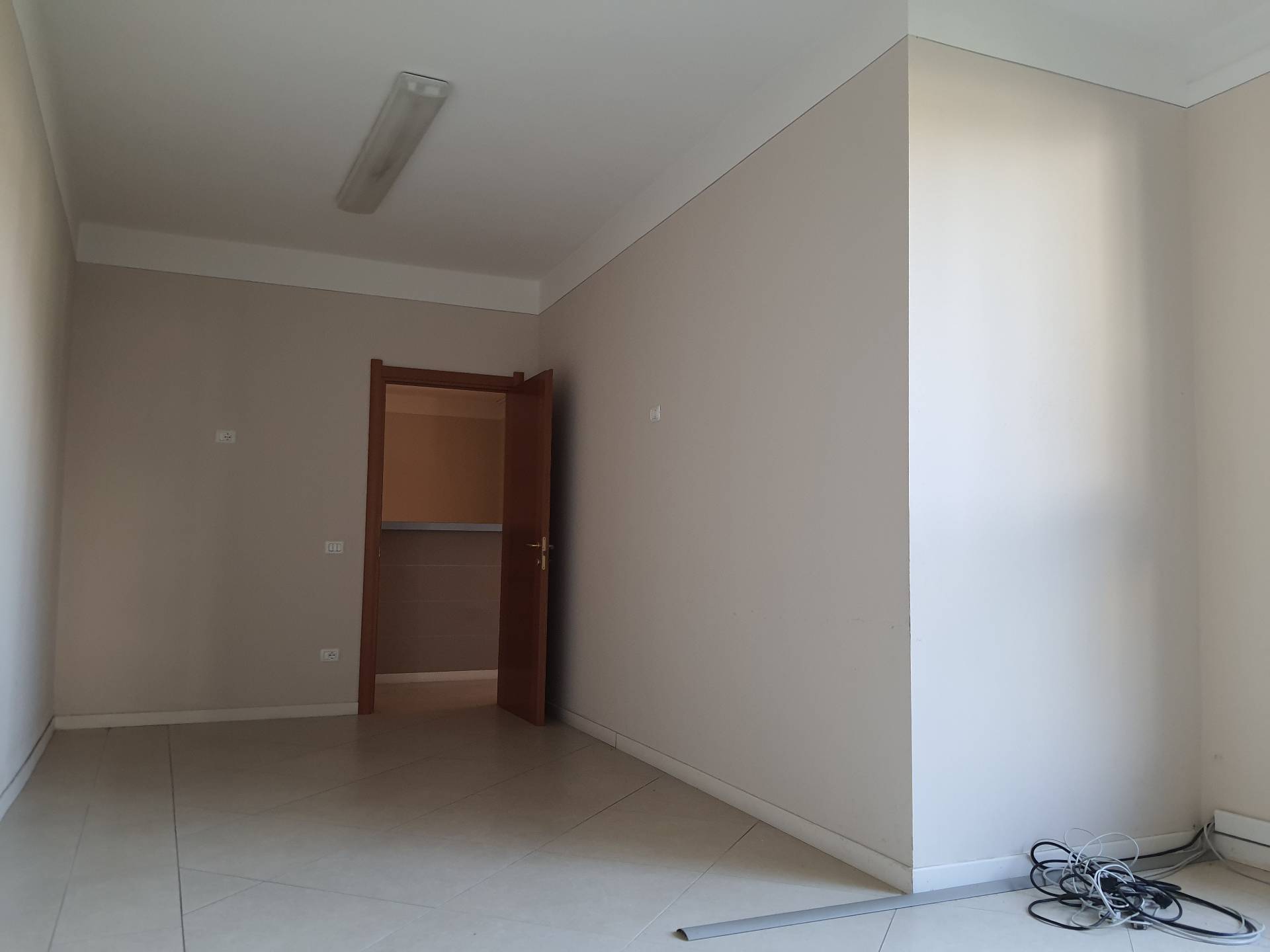 Fondo Commerciale in affitto a Castelfranco di Sotto