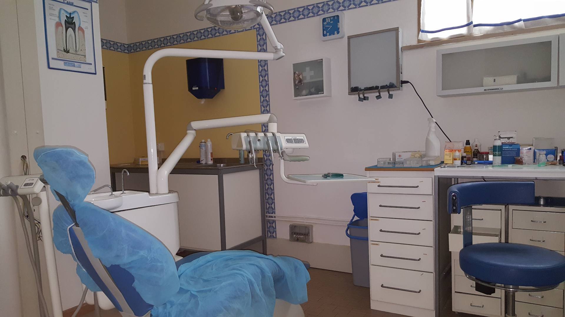 Fondo Commerciale in affitto a Santa Maria a Monte, Montecalvoli in basso