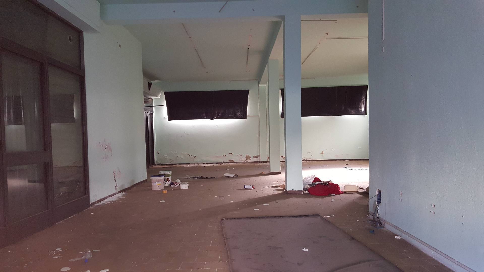 Fondo Commerciale in affitto a Castelfranco di Sotto