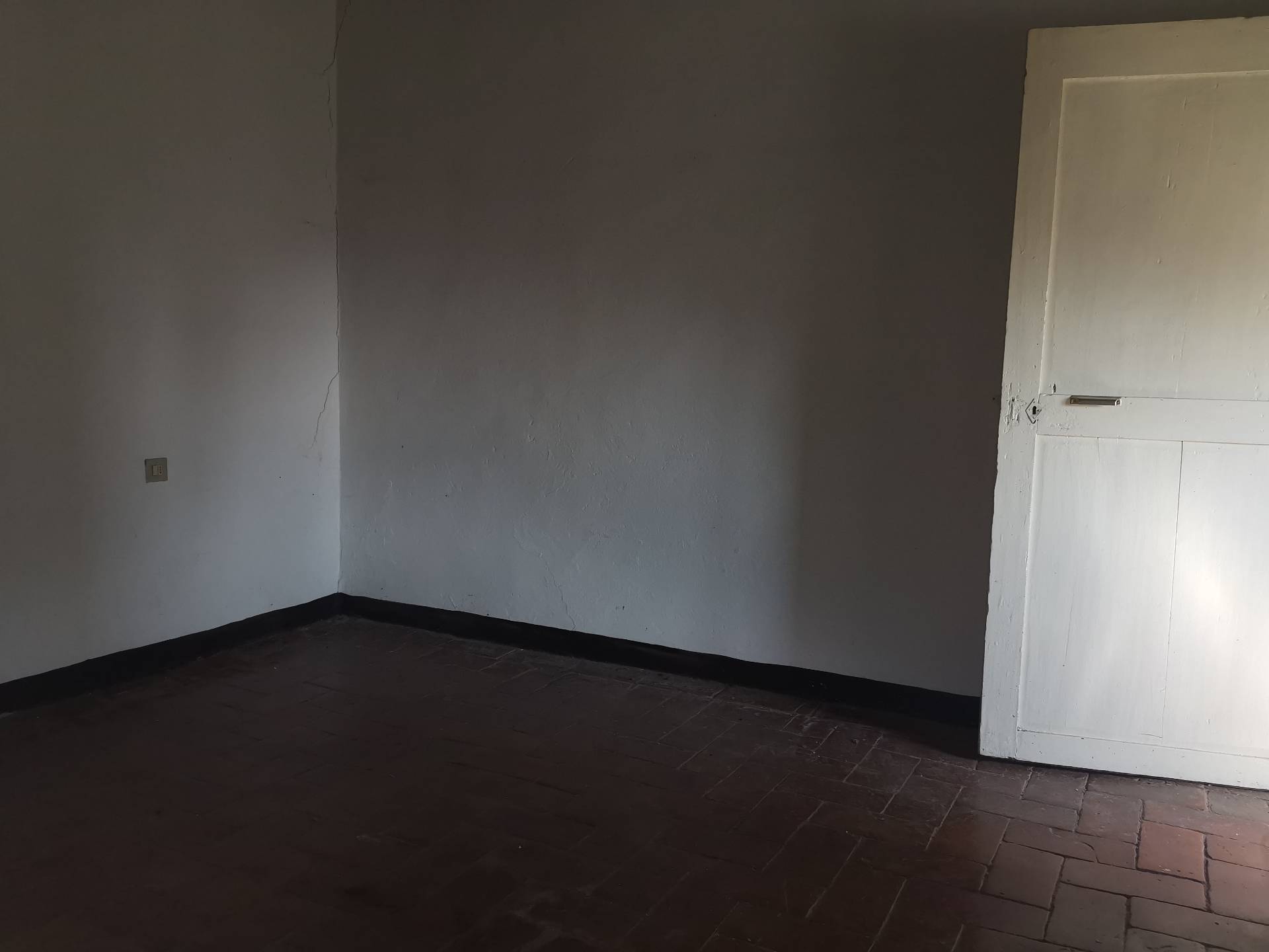 Casa indipendente in vendita a Buti, Buti