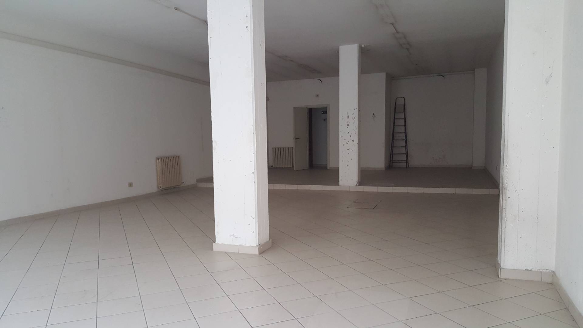 Fondo Commerciale in vendita a Santa Croce sull'Arno