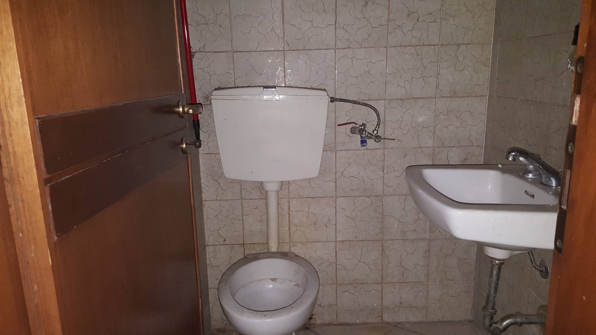 Fondo Commerciale in vendita a Santa Croce sull'Arno