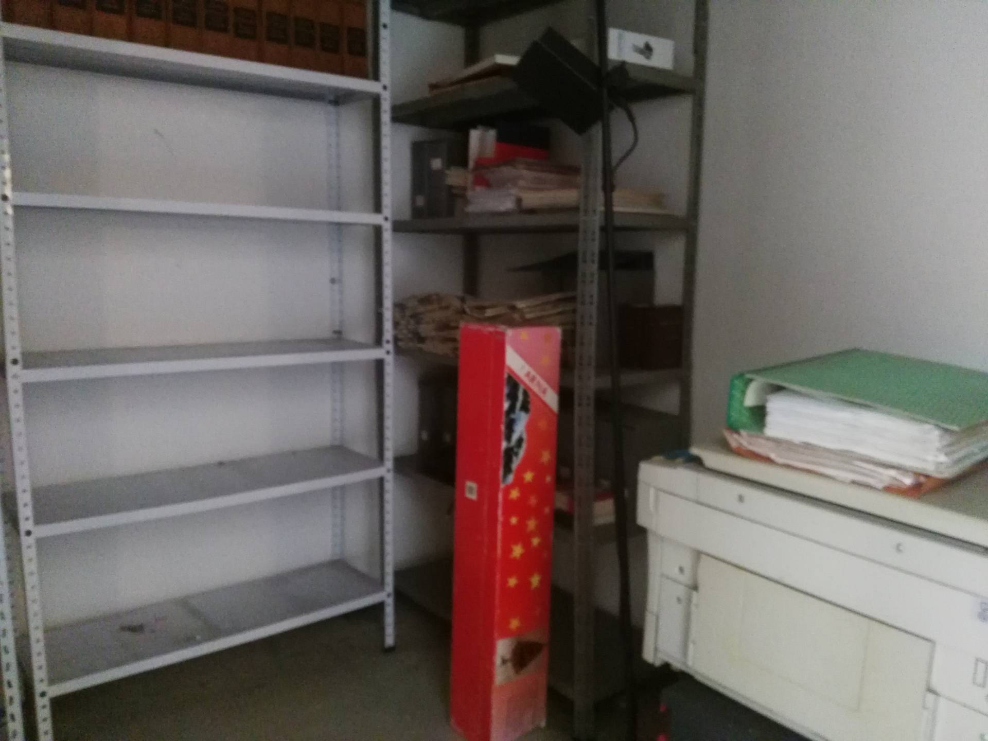 Ufficio in vendita a Pontedera, Stazione