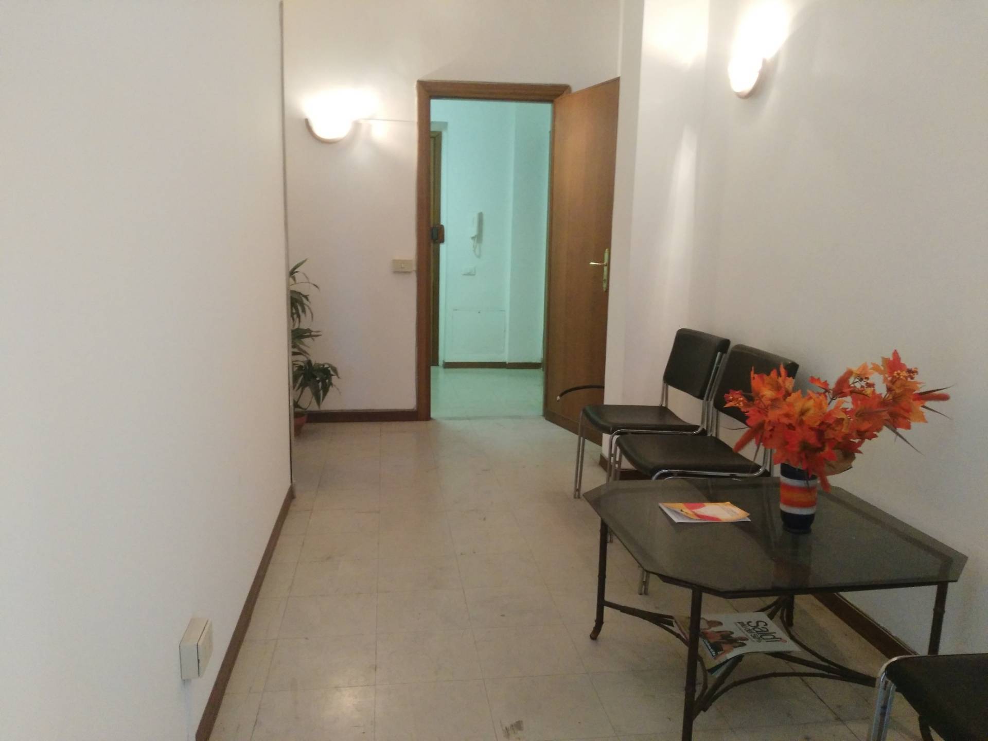 Ufficio in vendita a Pontedera, Stazione