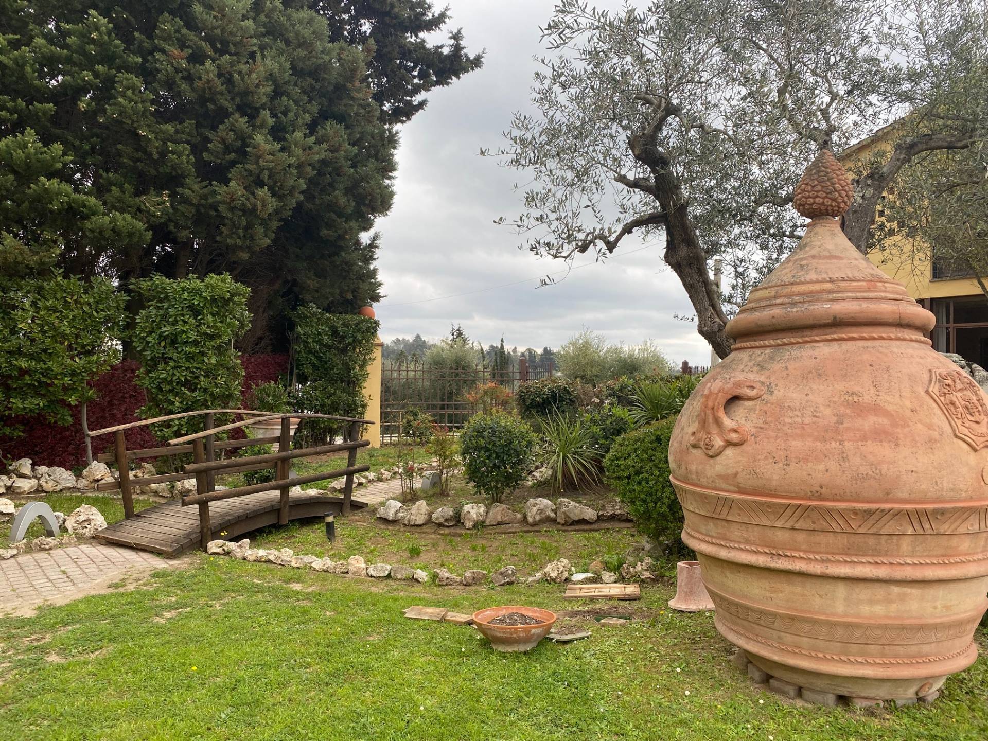 Attivit/licenza in vendita a Montopoli in Val d'Arno