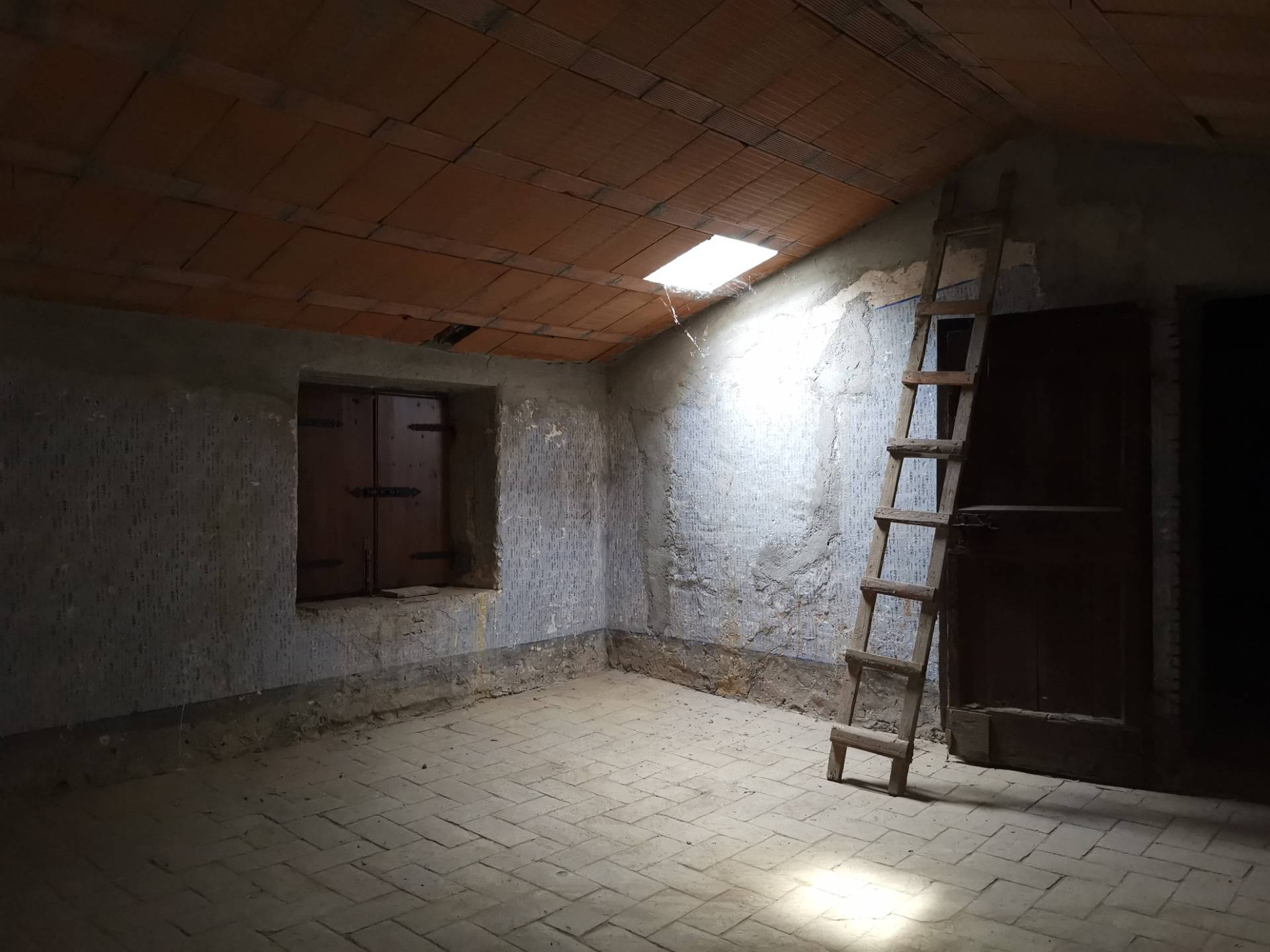 Casa indipendente in vendita a Buti, Cascine Di Buti