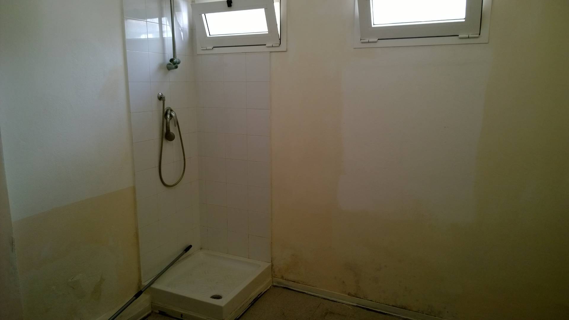 Fondo Artigianale in affitto a Ponsacco, Ponsacco