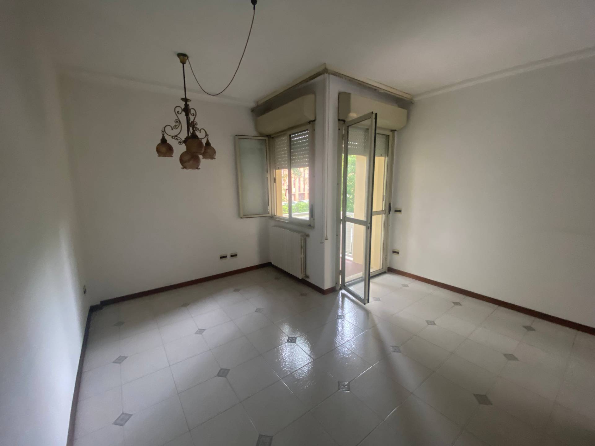 Appartamento in vendita a Pontedera, Oltrera