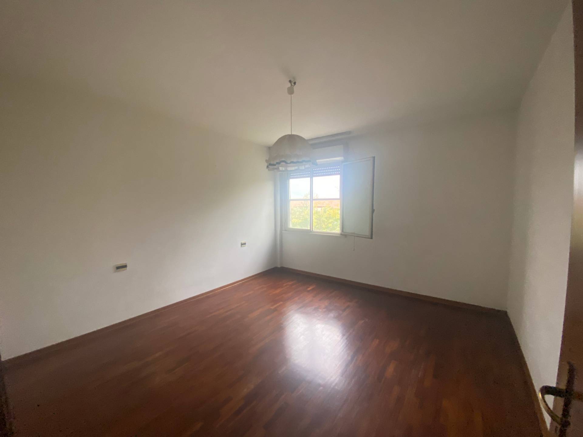 Appartamento in vendita a Pontedera, Oltrera