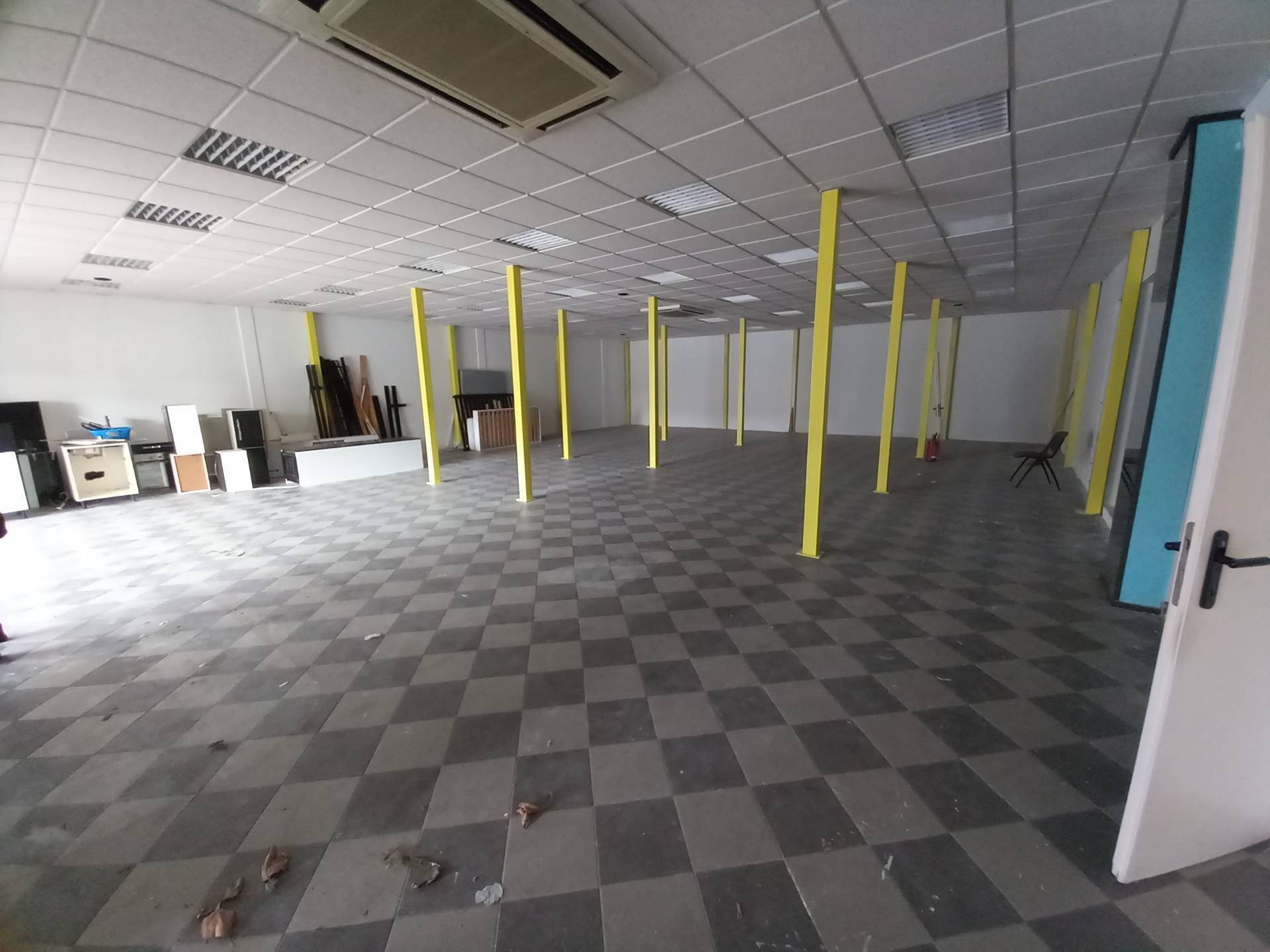 Fondo Commerciale in affitto a Fucecchio, San Pierino