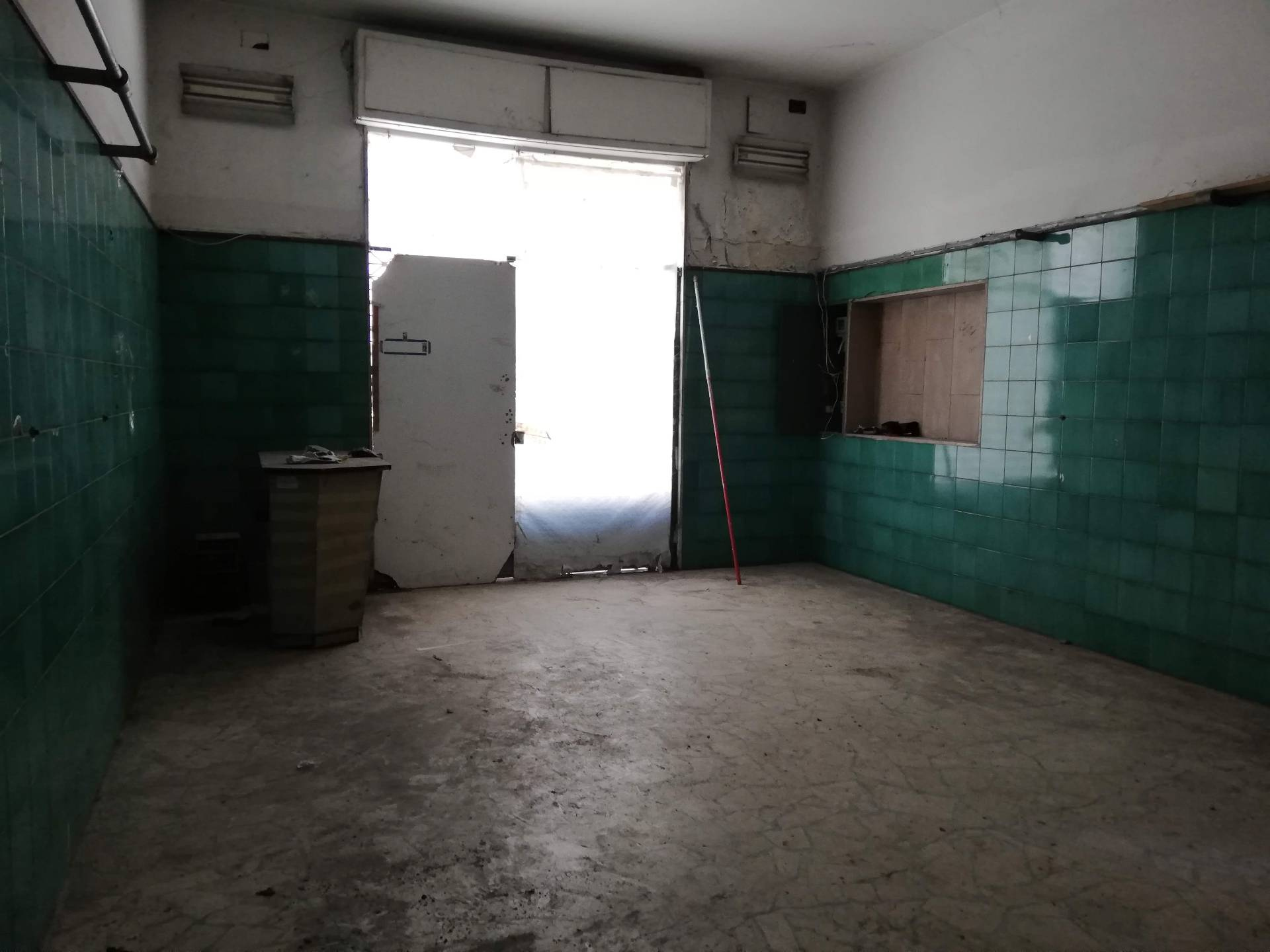 Fondo Commerciale in vendita a Santa Croce sull'Arno