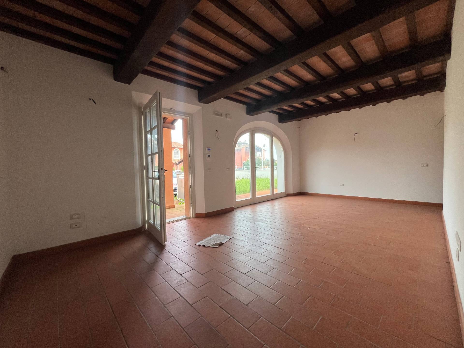 Villa in vendita a Calcinaia, Montecchio