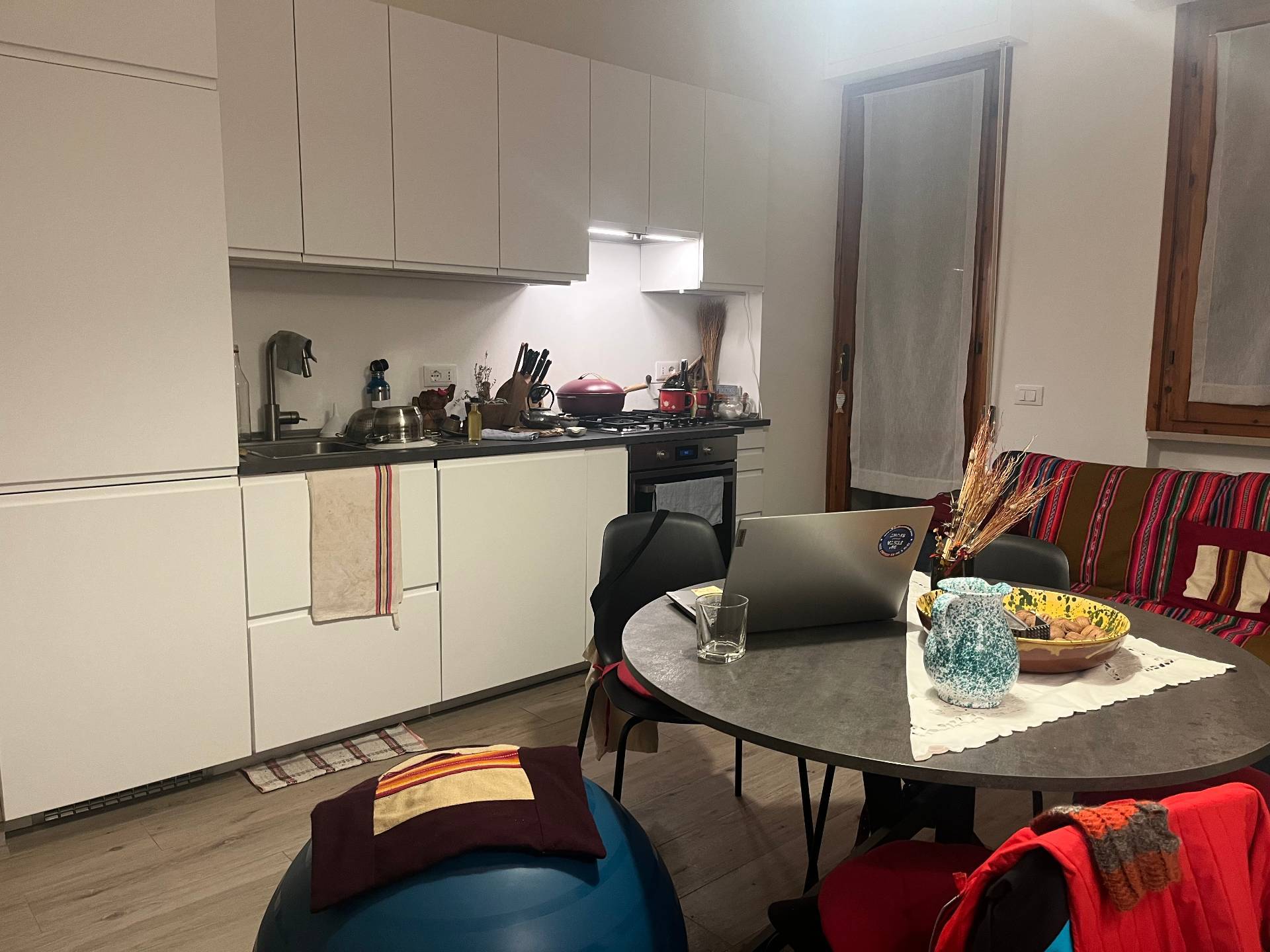 Casa indipendente in affitto a Calcinaia, Montecchio