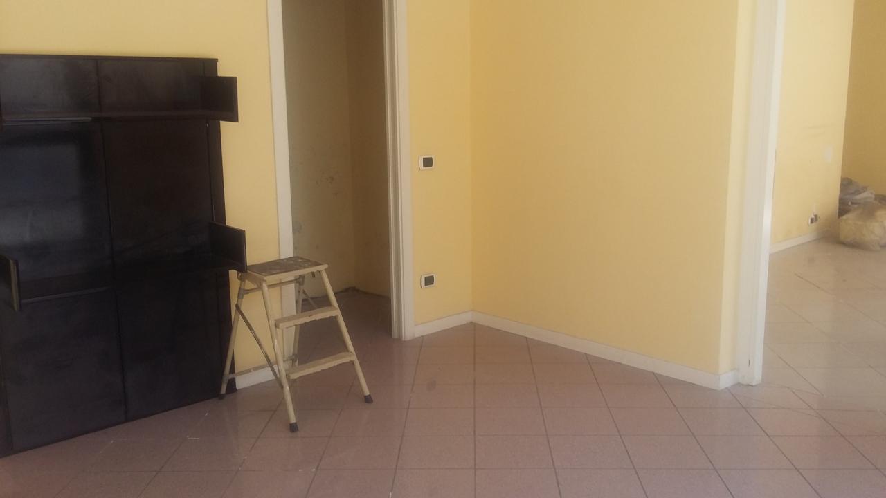 Fondo Commerciale in affitto a Pontedera