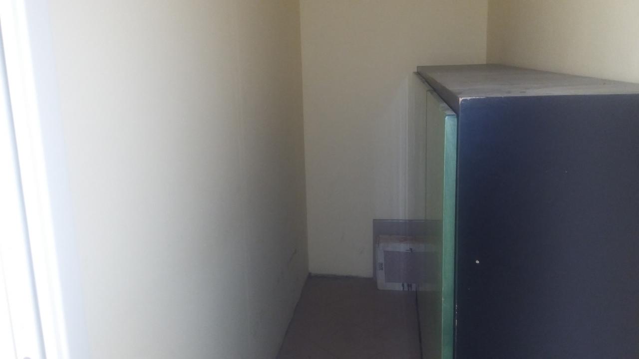 Fondo Commerciale in affitto a Pontedera