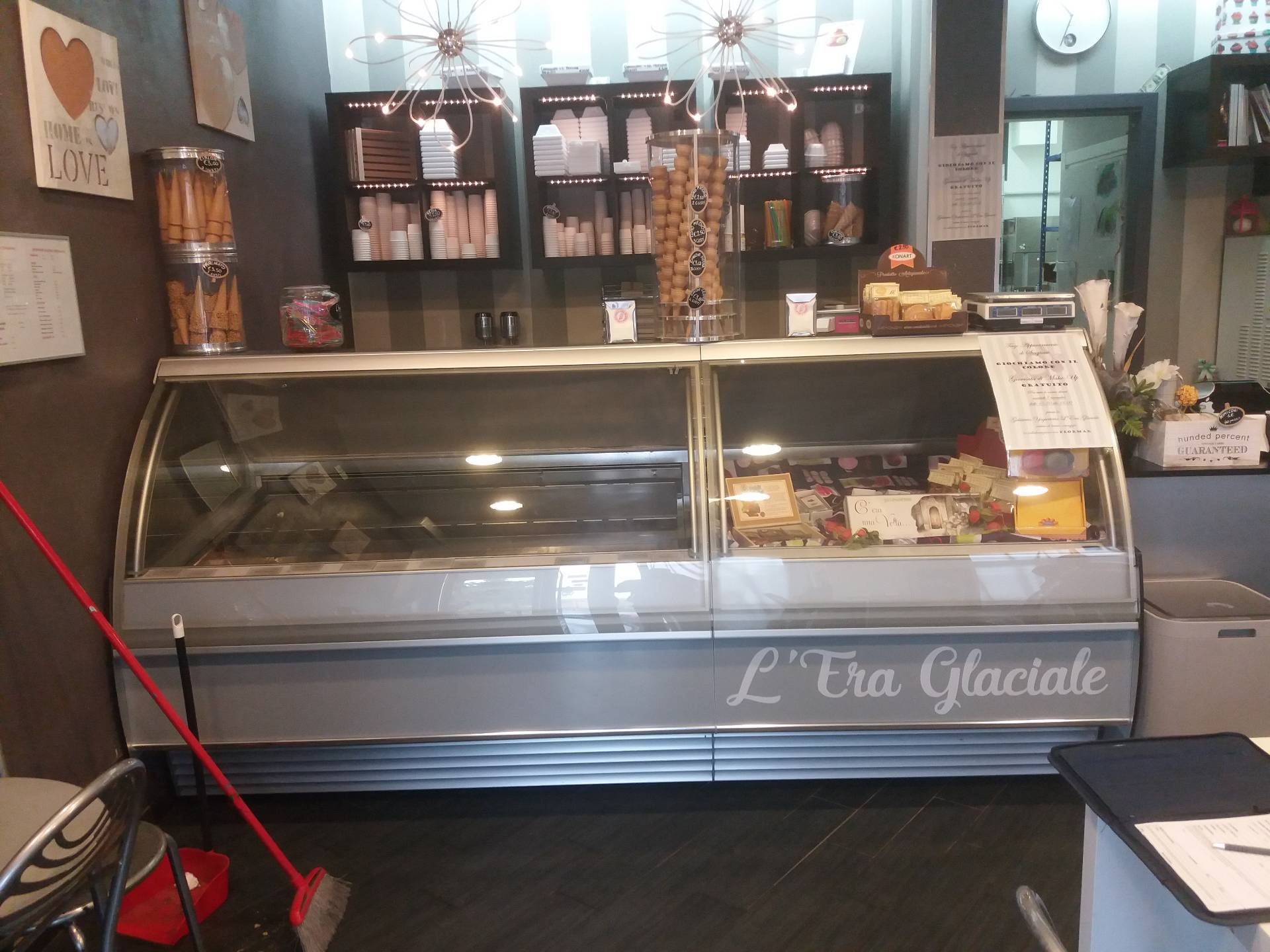 Fondo Commerciale in affitto a Pontedera, nessuno