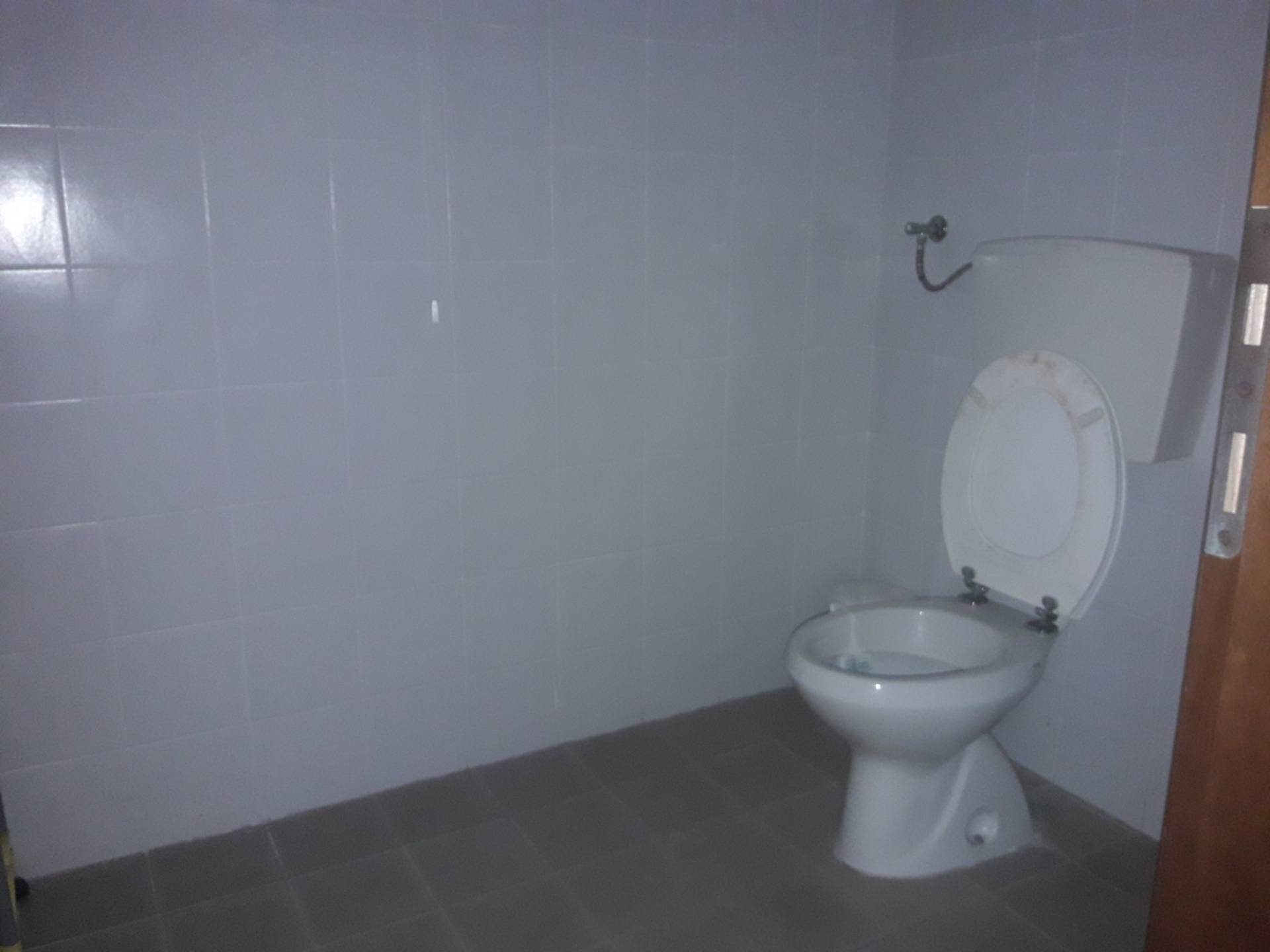 Fondo Commerciale in affitto a Ponsacco, Ponsacco