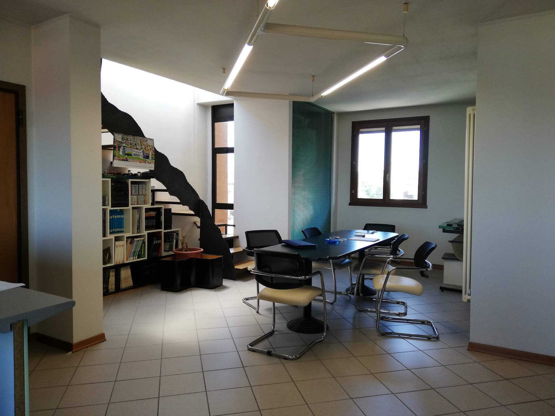 Ufficio in affitto a Santa Croce sull'Arno