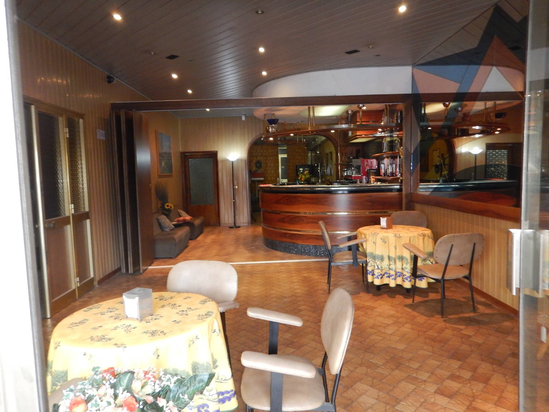 Fondo Commerciale in affitto a Montopoli in Val d'Arno, San Romano