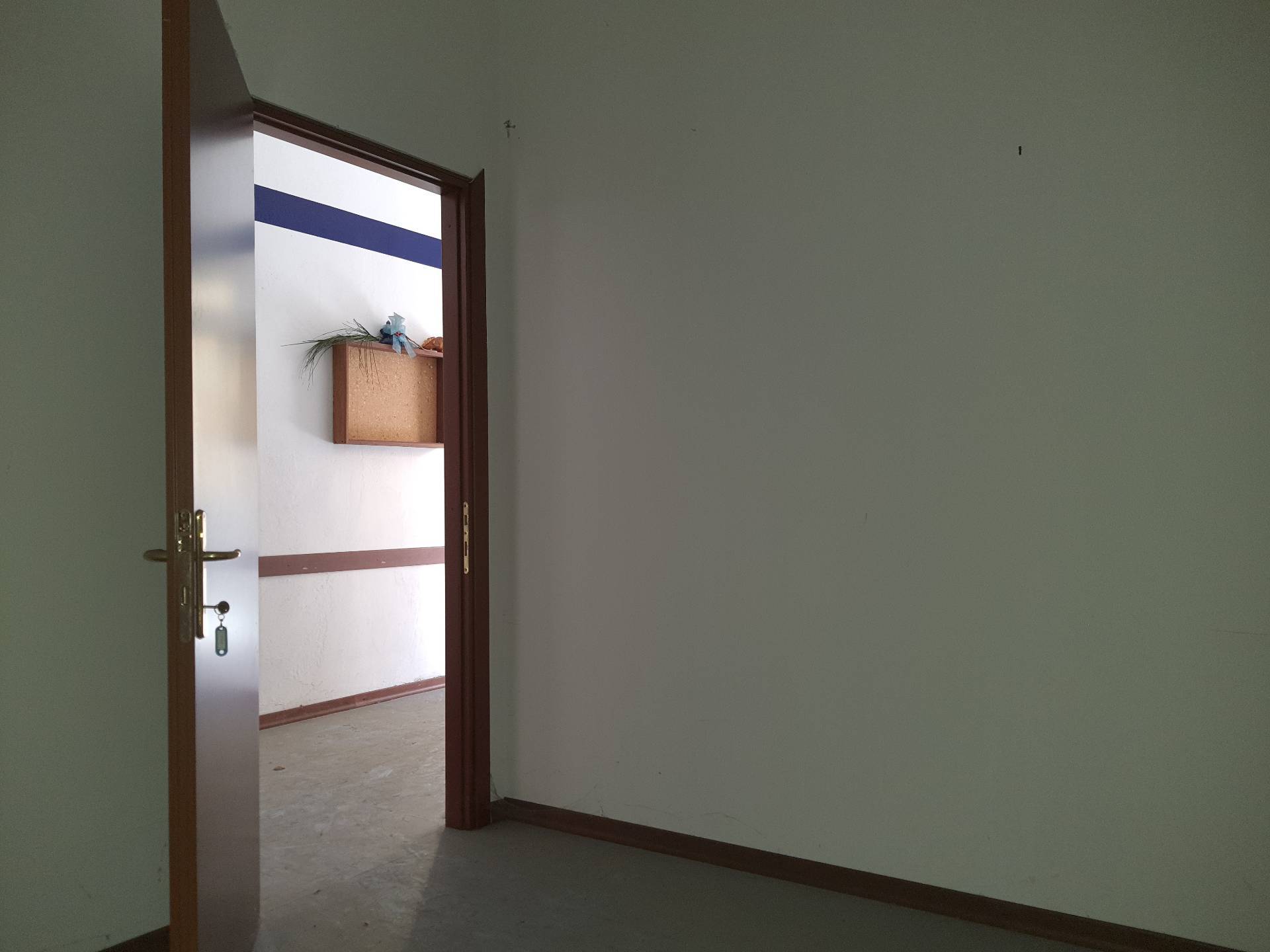 Fondo Commerciale in affitto a Santa Croce sull'Arno