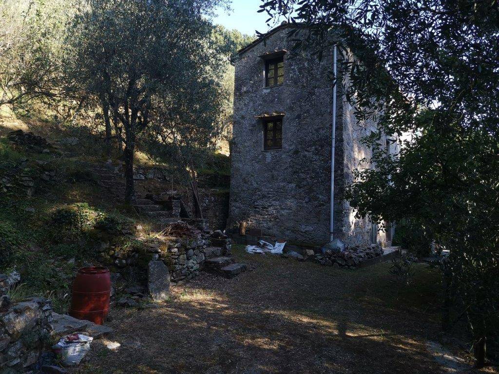 Casa indipendente in vendita a Buti, Panicale sopra Buti
