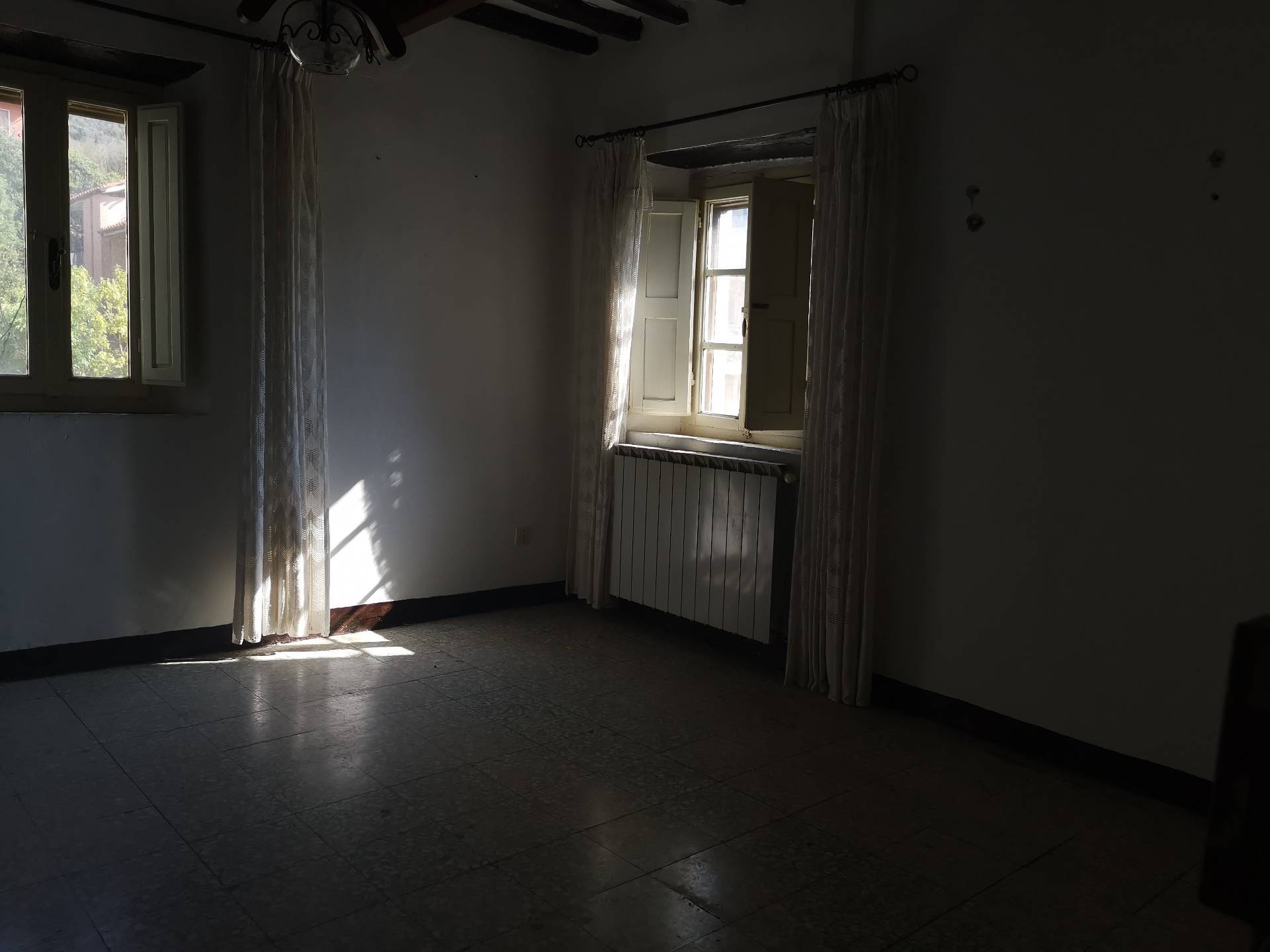 Casa indipendente in vendita a Buti, Buti