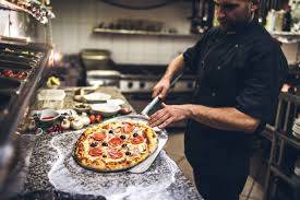 Attivit/licenza in vendita a Pontedera