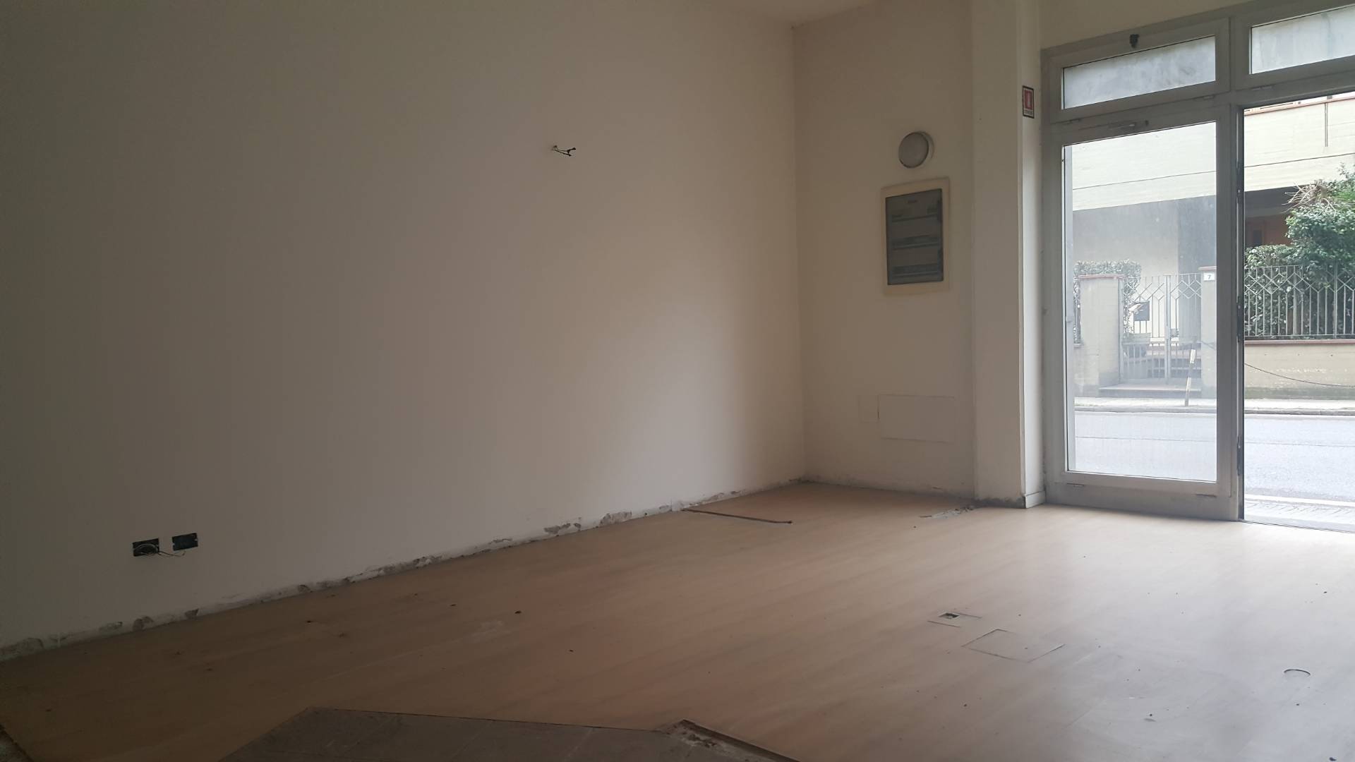 Fondo Commerciale in vendita a Santa Croce sull'Arno