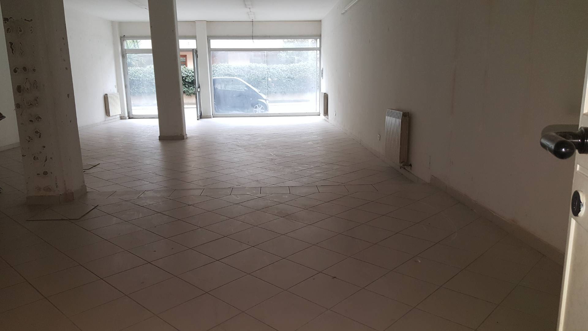 Fondo Commerciale in vendita a Santa Croce sull'Arno