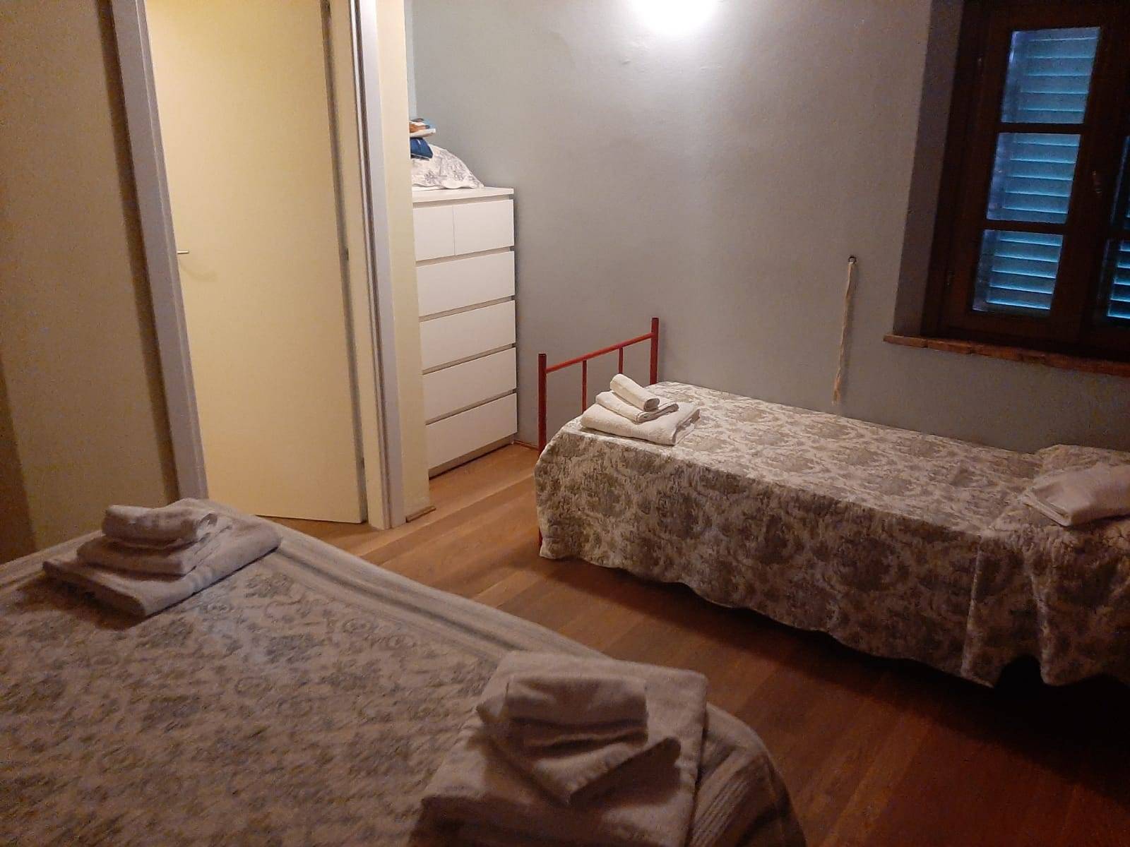 Casa indipendente in affitto a Pontedera, Montecastello