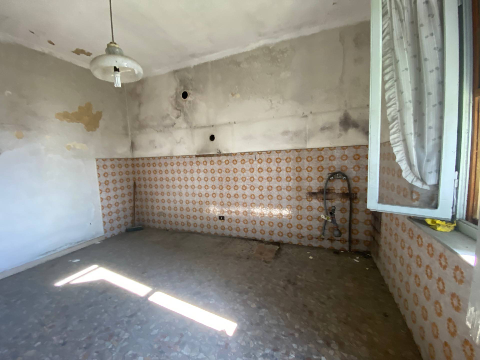 Casa indipendente in vendita a Montopoli in Val d'Arno, Capanne