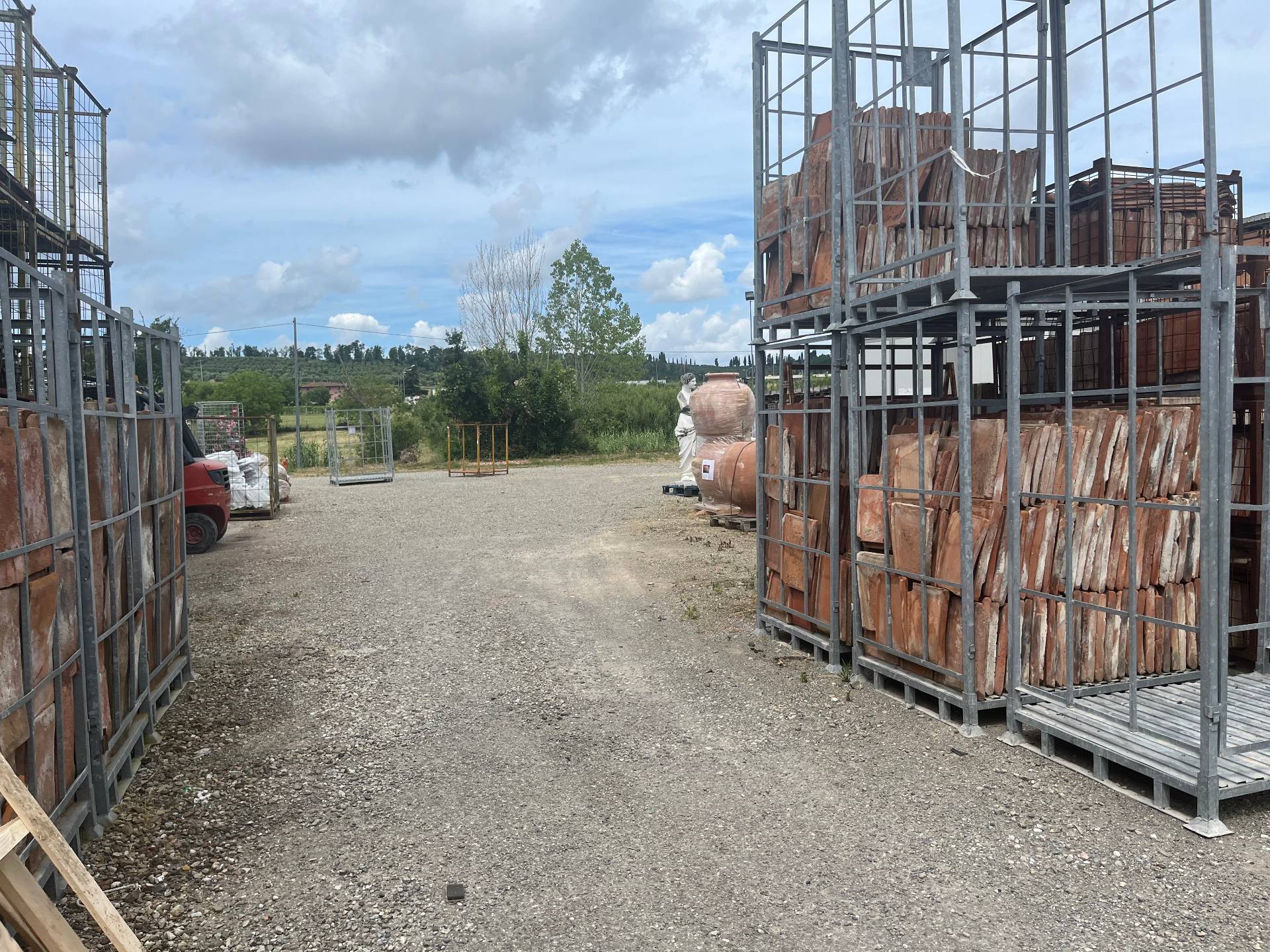 Fondo Commerciale in affitto a Terricciola, La Rosa