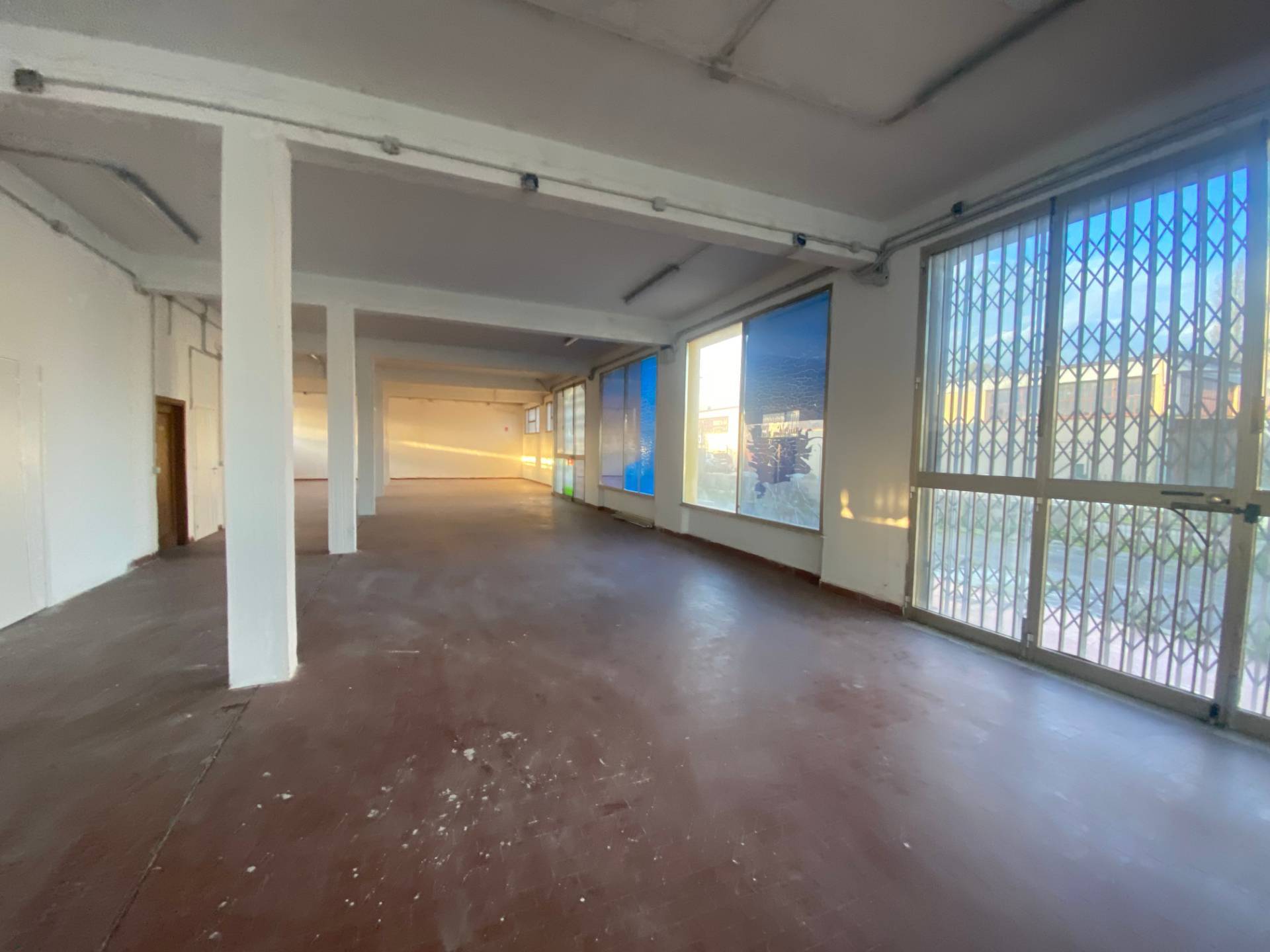 Fondo Commerciale in affitto a Vicopisano, San Giovanni alla Vena