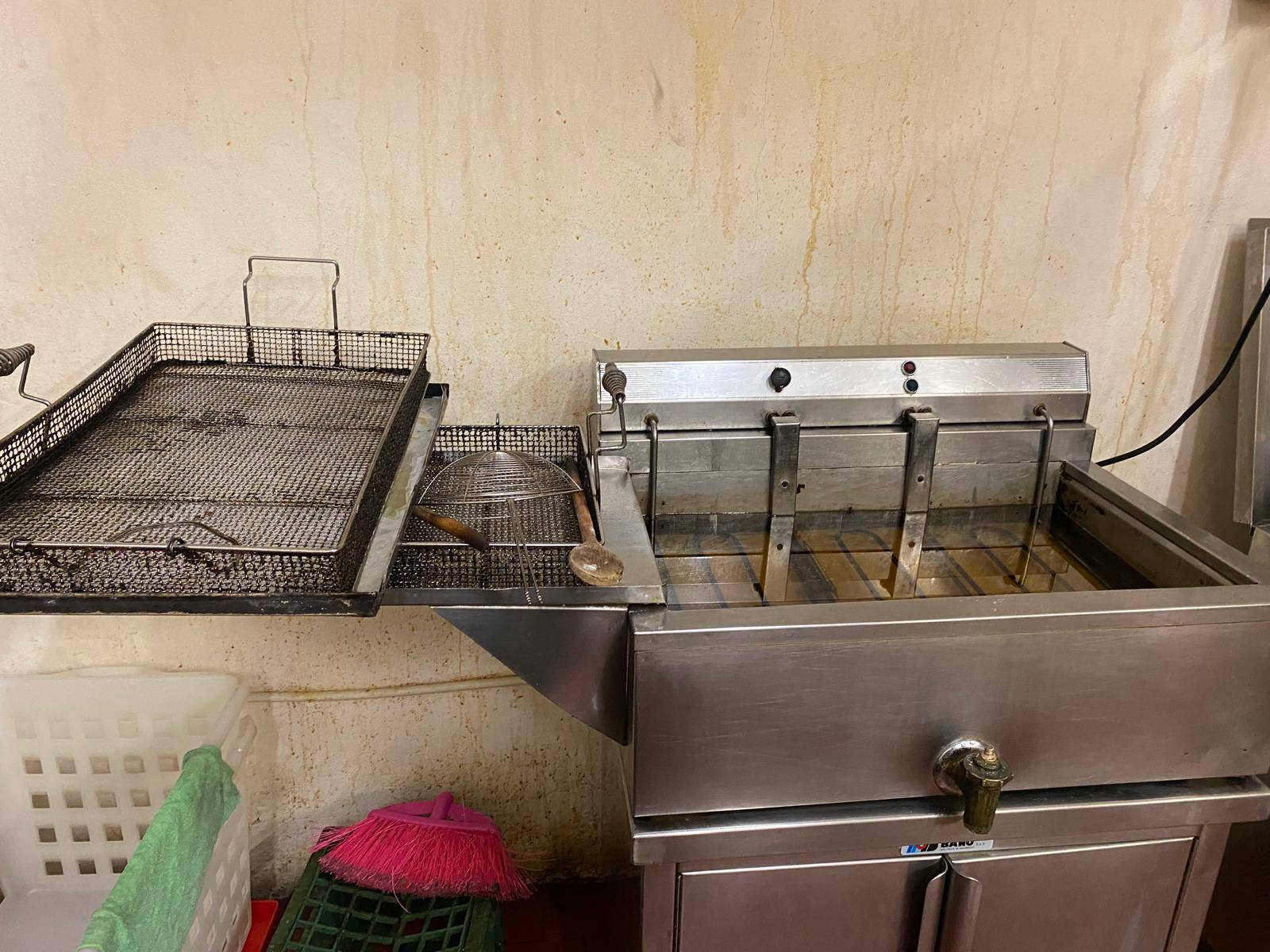 Attivit/licenza in vendita a Pontedera, Centro