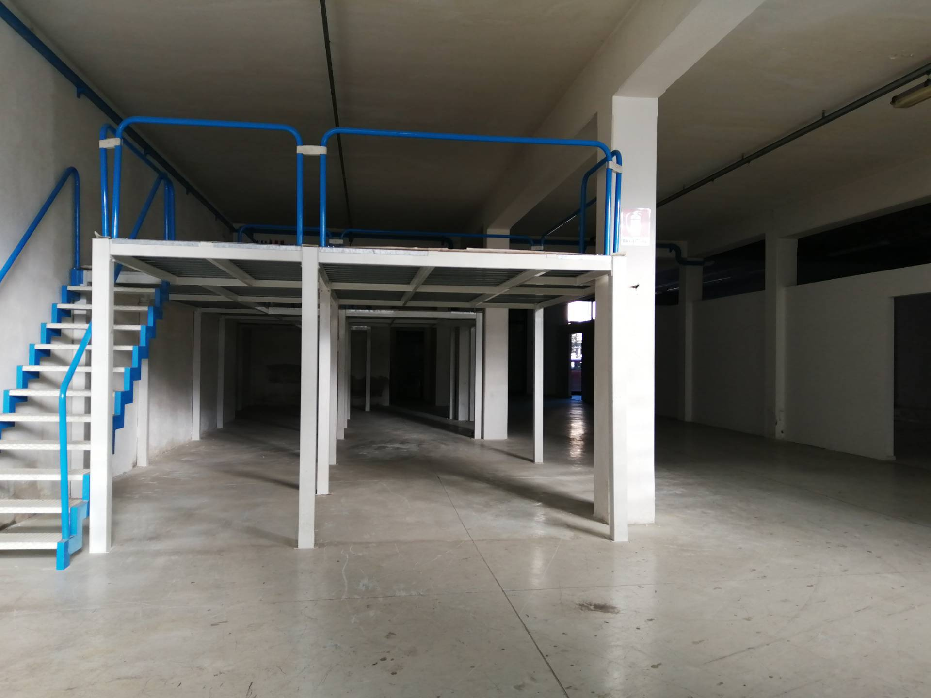 Capannone in affitto a Ponsacco, Ponsacco